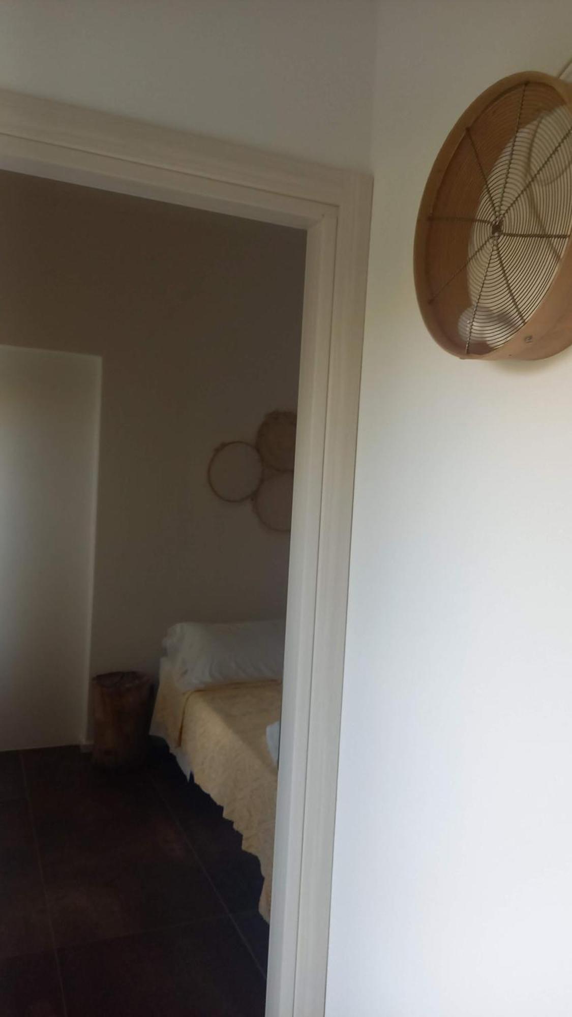 Kepos Room Tortoli Luaran gambar